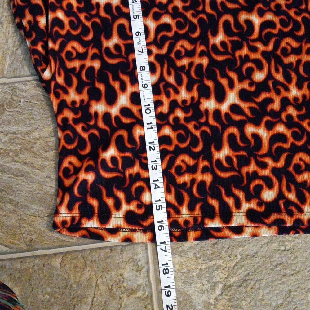 Yummy Soft Long Sleeves Cropped Style Hoodie Size Medium - Picture 9 of 12